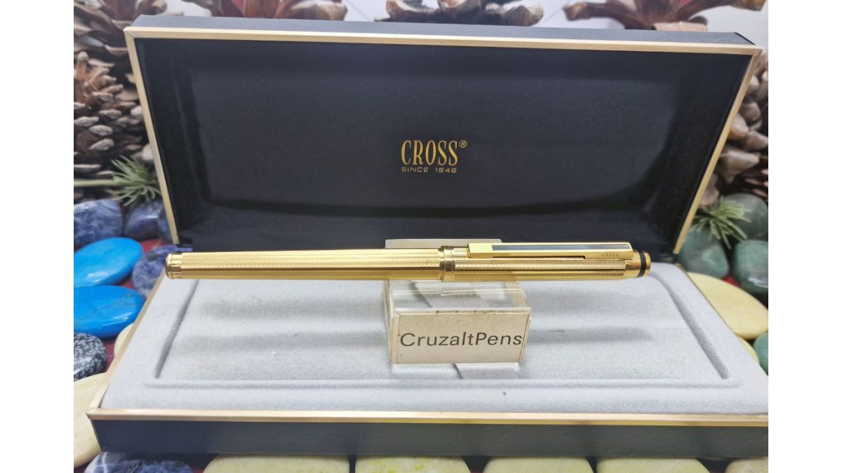 Roller Cross Colección Signature Chapado en Oro